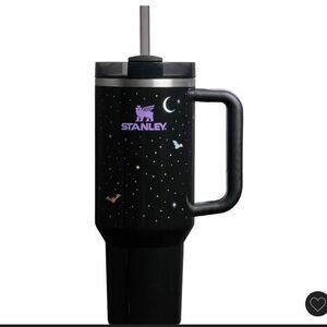 Stanley Halloween 40oz H2.0 Flowstate Quencher Tumbler in Spellcast Black. NWT!